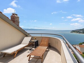 Property grounds - Ferienappartement mit zwei Meerblick-Balkonen by Interhome (Omiš)