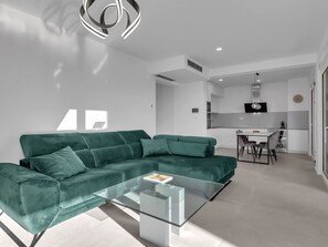 Living area - Apartman DeLux with private pool by Interhome (Tučepi)