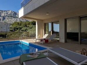 Pool - Apartman DeLux with private pool by Interhome (Tučepi)