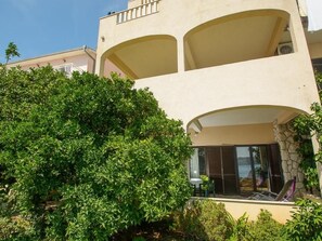 Exterior - Strandnahe Ferienwohnung Jure mit großer Terrasse by Interhome (Trogir)