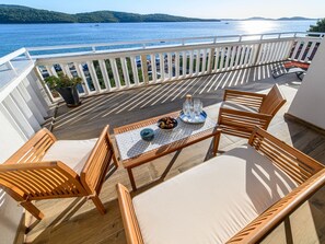 Outdoor dining - "Appartement Nr. 5". by Interhome (Šibenik)