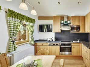 Fridge, microwave, oven, dishwasher - Auhäusl in Mittersill by Interhome (Mittersill)