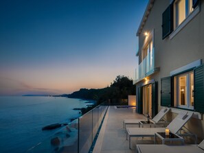 Terrace/patio - Epetium Beach Villa by Interhome (Split/Stobreč)