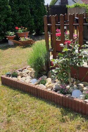 Property grounds - Gitta Hasz by Interhome (Balatonmariafurdo)