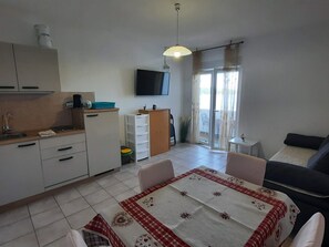 Living area - "Appartement 5" by Interhome (Rab/Supetarska Draga)