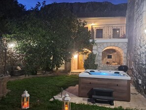 Terrace/patio - Geräumige Villa mit drei Schlafzimmern und einem ruhigen Garten by Interhome (Crikvenica/Barci)