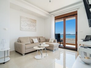 Living area - Stylisches Haus für 8 Personen und 4 Kinder by Interhome (Medici)