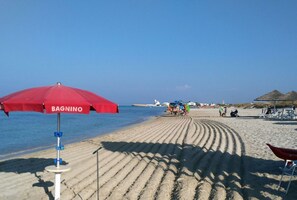 Beach - Wohnung 'Elba 2' mit Balkon by Interhome (Lido Marini)