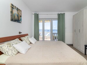 Internet - Wohnung für 6 Personen mit Panoramablick aufs Meer by Interhome (Novi Vinodolski)