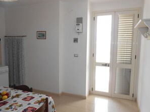 Interior - Helles, einladendes Appartement mit überdachter Veranda in Strandnähe by Interhome (Acquarica del Capo)