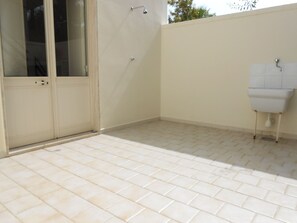 Terrace/patio - Helles, einladendes Ferienapartment mit Sonnenterrasse in Strandnähe by Interhome (Acquarica del Capo)