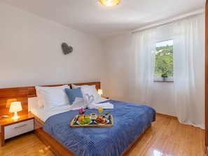 2 bedrooms, Internet - Wohnung mit Terrasse und Meerblick by Interhome (Crikvenica/Dramalj)