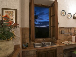 Interior - Charmante Schlossunterkunft mit Schwimmbad by Interhome (Castel Cellesi)