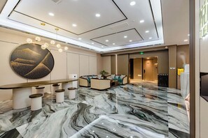 Lobby - Taian Yuelan Hotel Wanda Plaza Taishan (Tai'an)