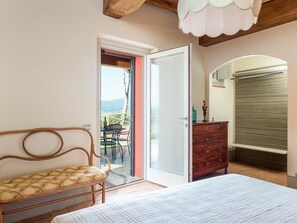 Internet - "Cascia T4 Rota" mit Pool by Interhome (Reggello)
