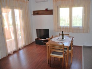 Dining - mit Wasserblick by Interhome (Debeljak)