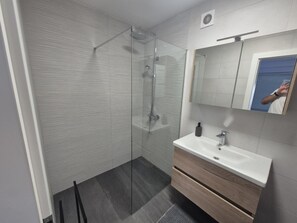 Towels - Wohnung Knezevic by Interhome (Zadar)