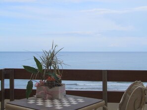 Outdoor dining - Wohnung 'Windows' in Strandnähe by Interhome (Castagneto Carducci)
