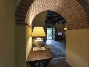 Interior - Mascie Capinera by Interhome (Sovicille)