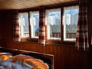 Room - Rietberg by Interhome (Braunwald)