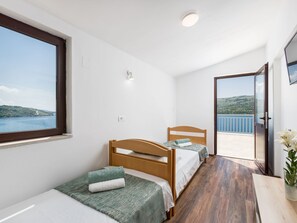 Internet - Seaside Villa Lara mit beheiztem Swimmingpool by Interhome (Marina)