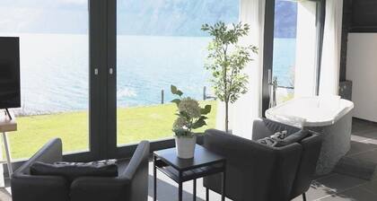 Villa am See 1 / Beach House by Interhome