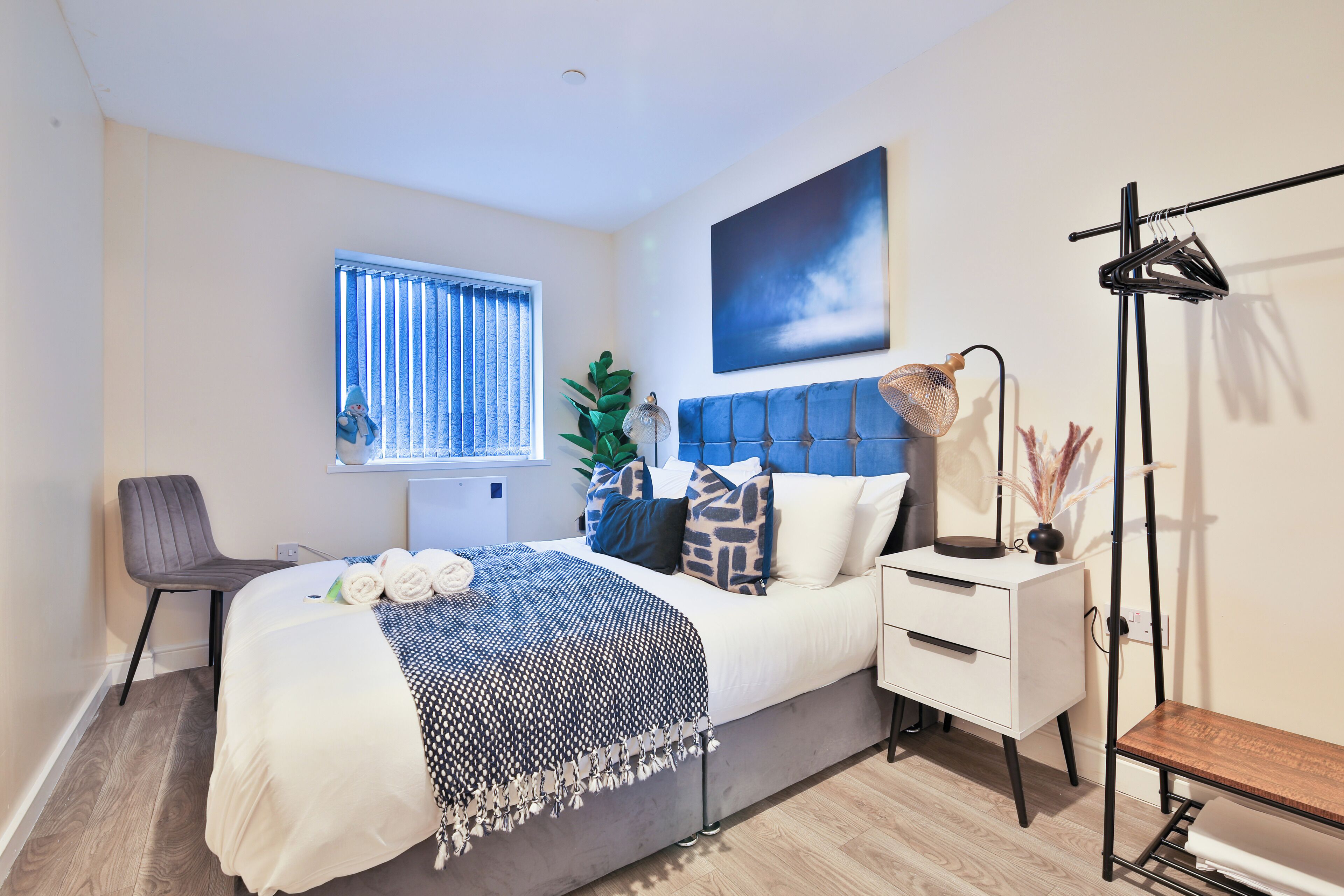 Bureau, fer et planche à repasser, Wi-Fi gratuit