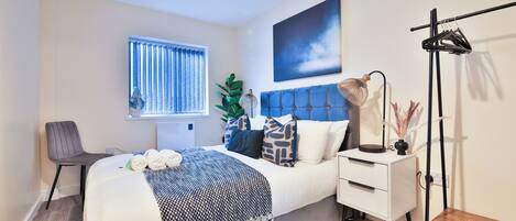 Bureau, fer et planche à repasser, Wi-Fi gratuit