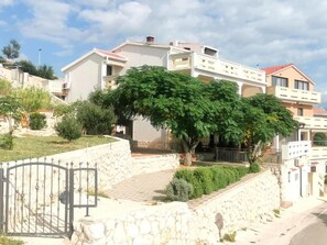 Exterior - für 6 Personen ca. 65 m² in Zubovici, Adriaküste Kroatien (Kroatische Inse by Interhome (Pag/Zubovići)