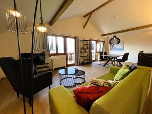 Living area - Chalet Bärgblick by Interhome (Vitznau)