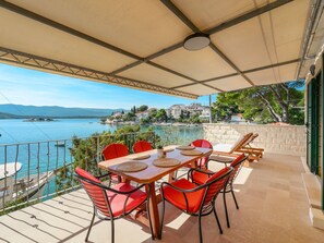 Outdoor dining - "Haus Gluscevic" direkt am Strand by Interhome (Klek)