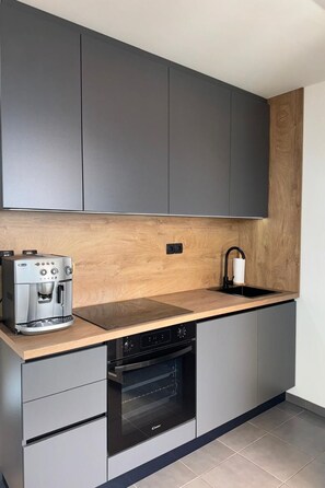 Fridge, microwave, oven, dishwasher - Apartment Ella by Interhome (Novi Vinodolski)
