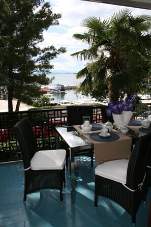 Outdoor dining - Wohnung Riva by Interhome (Selce)
