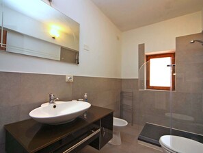 Bathroom - Villa Paradisino Drei-Zimmer-Wohnung orbetello Strand by Interhome (Ansedonia)