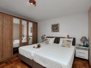 2 Schlafzimmer, Internetzugang
