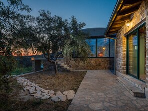 Terrace/patio - Ferienvilla Kalista mit Pool und tollem Ausblick by Interhome (Split/Žrnovnica)