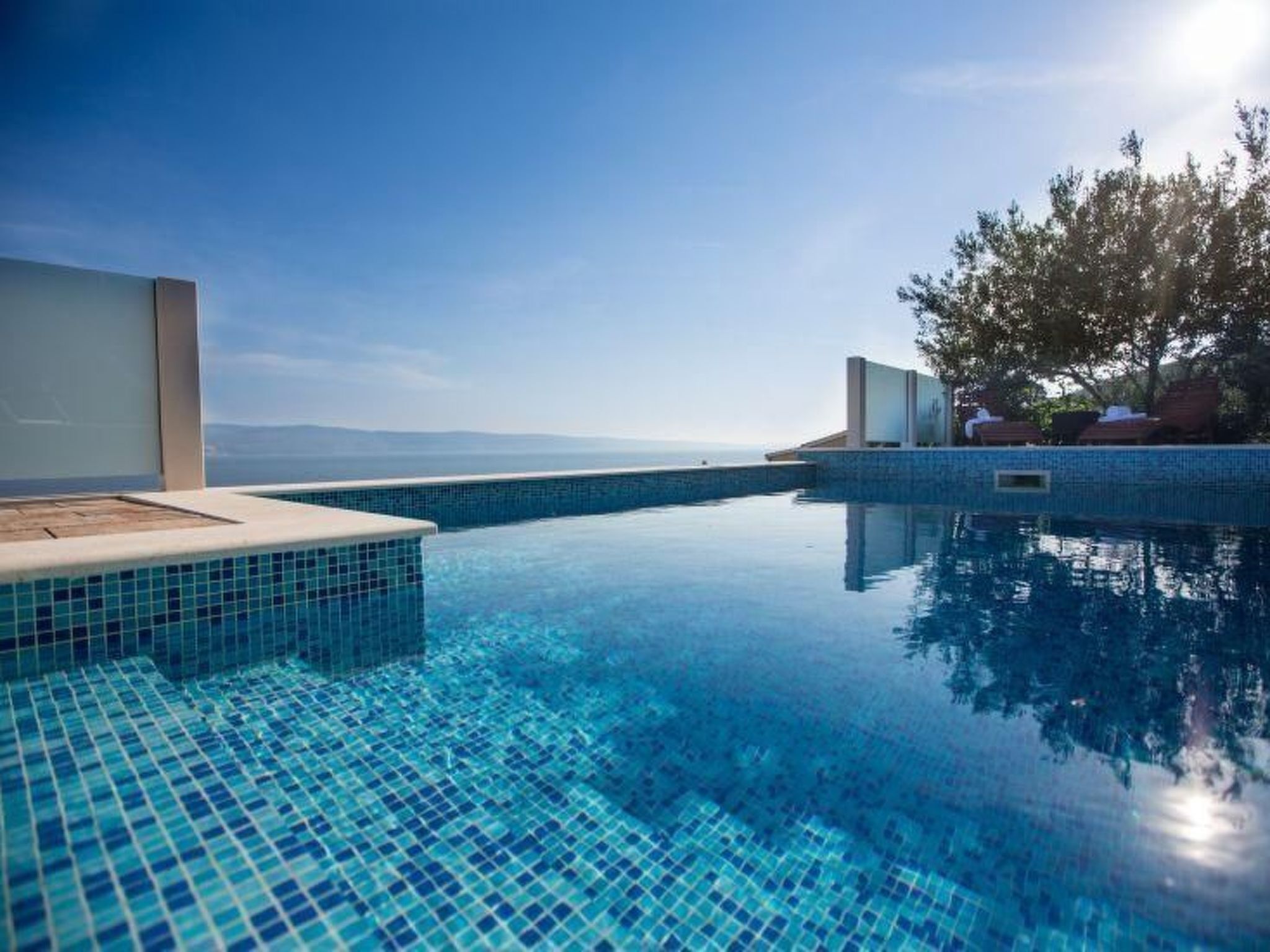 Et oppvarmet basseng