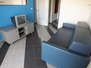 Living area - "Lavanda" mit Blick auf das Wasser by Interhome (Umag/Zambratija)
