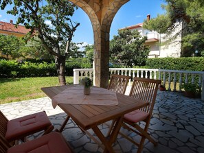 Outdoor dining - Svoboda 2 by Interhome (Krk/Šilo)