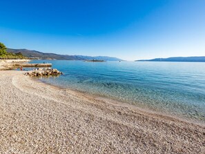 Beach - Wohnung "Adriana" mit Terrasse by Interhome (Novi Vinodolski)