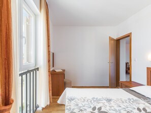 Internet - Pinta mit großem Garten by Interhome (Buzinija)