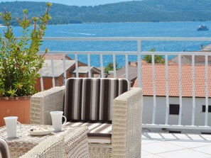 Property grounds - Wohnung "Decor" mit Blick auf das Wasser by Interhome (Trogir/Okrug Donji)