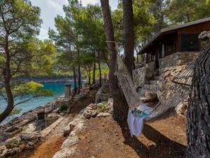 Property grounds - Haus in Općina Sućuraj mit Grill und Terrasse by Interhome (Hvar/Sućuraj)