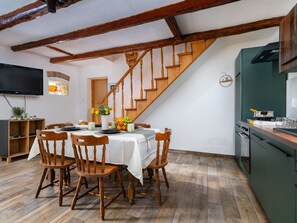 Dining - Typisch istrisches Ferienhaus mit Garten by Interhome (Rovinj/Kanfanar)
