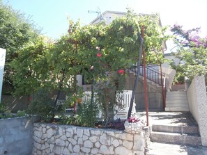 Property grounds - Wohnung mit Balkon und Meerblick by Interhome (Trogir/Okrug Donji)
