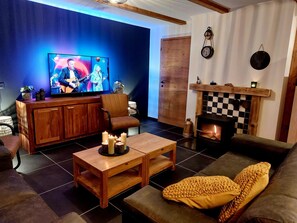 TV - Aineck und Speiereck by Interhome (Sankt Michael im Lungau)