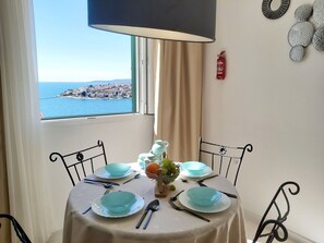 Dining - Beheiztes Schwimmbad, Familienferienwohnung by Interhome (Trogir/Okrug Donji)