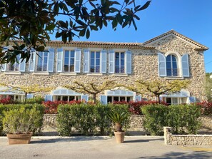 Exterior - Wohnung "Eze" mit Privatparkplatz by Interhome (Cannes)