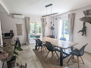 Dining - cosy Pool 500m Stadtzentrum by Interhome (Bédoin)