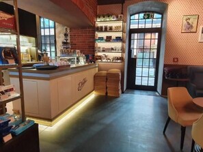 Bar (in der Unterkunft)